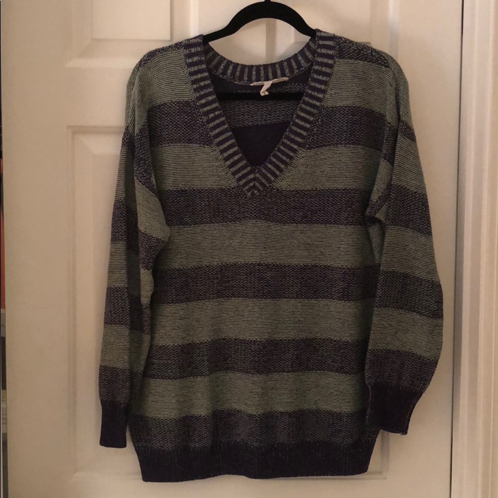 BCBG slouchy v neck sweater